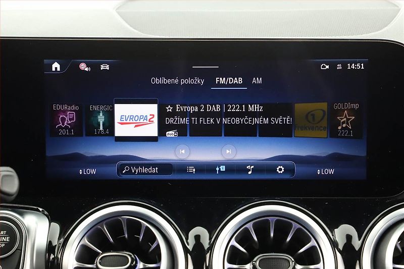 Mercedes-Benz GLB (2024) 200 d 4MATIC - fotka 14 z 20