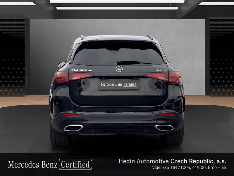 Mercedes-Benz GLC (2025) 300 de 4MATIC - fotka 4 z 28