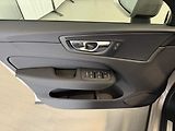 Volvo XC60 (2026) B5 2.0L 250+14 HPAT8 AWD CORE - náhled 18