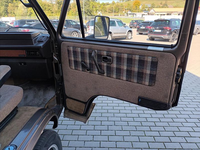 Volkswagen Caravelle 1,9 i,T3 Westfalia,SPRCHA,WC, - fotka 21 z 49
