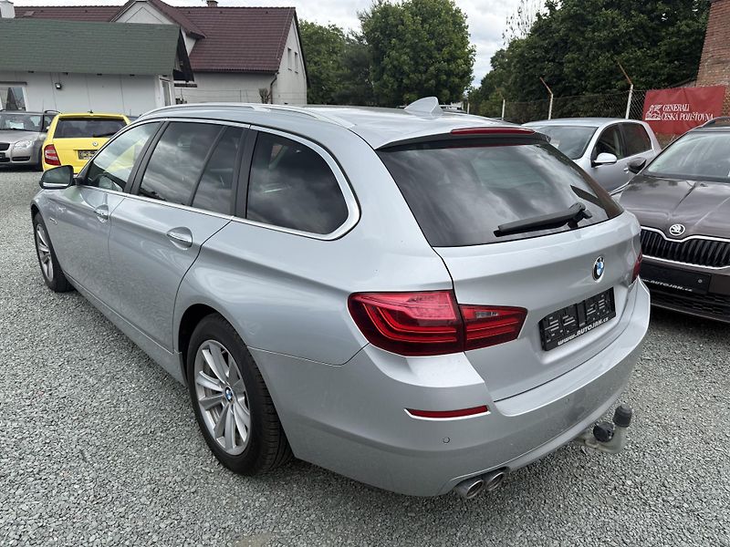 BMW Řada 5 518d Luxury Line - fotka 4 z 13