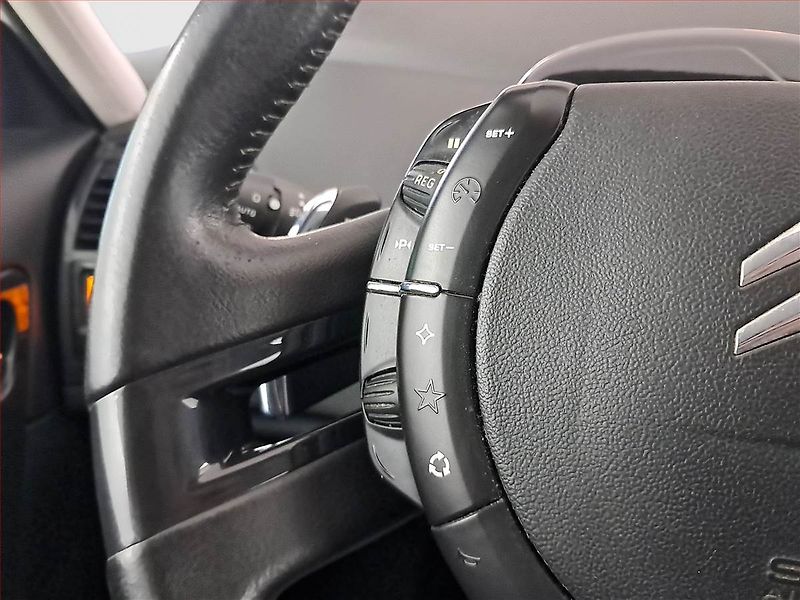 Citroën C4 Picasso (2006) Exclusive 2.0 i, Automat - fotka 17 z 20