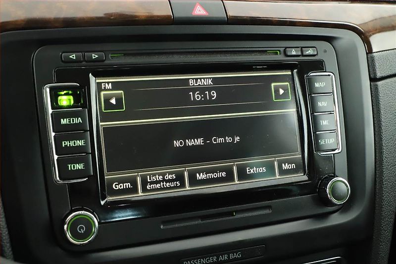 Škoda Superb (2015) Style 1.6 TDI, Kůže, Navi - fotka 9 z 17