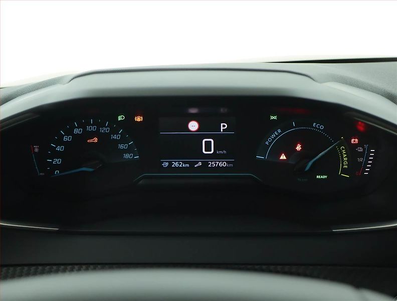Peugeot 208 (2021) 50 kWh, SoH 89%, Automat - fotka 11 z 19