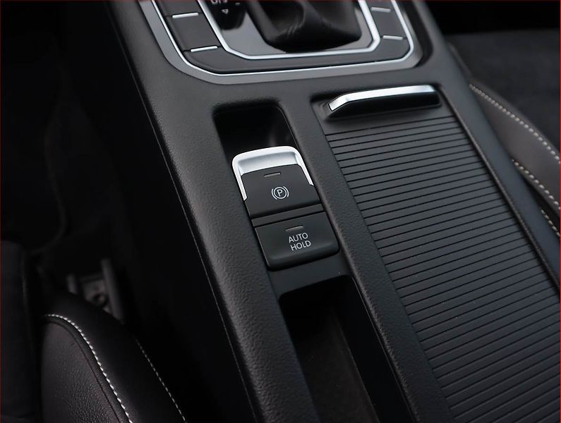 Volkswagen Passat (2019) 2.0 TDI - fotka 22 z 23
