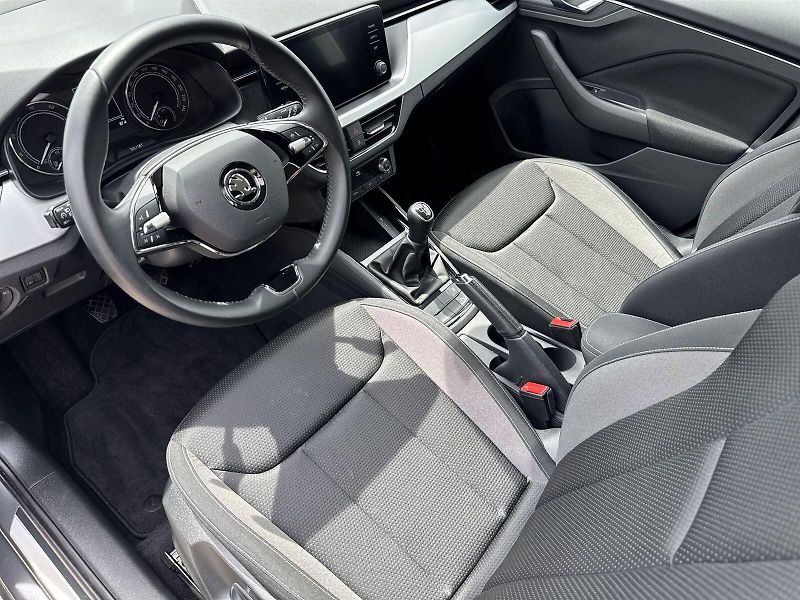 Škoda Kamiq (2023) 1.0 G-TEC Ambition - fotka 6 z 28