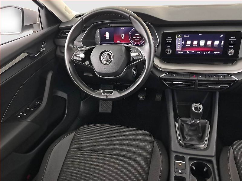 Škoda Octavia (2021) 2.0 TDI, Tempomat - fotka 7 z 20