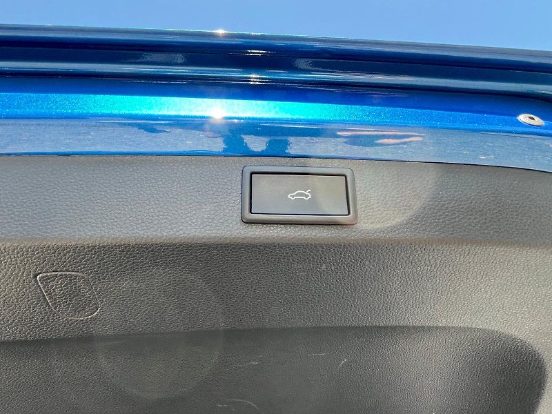 Škoda Karoq (2025) 1.5 TSI 110kW Top Selection - fotka 13 z 27