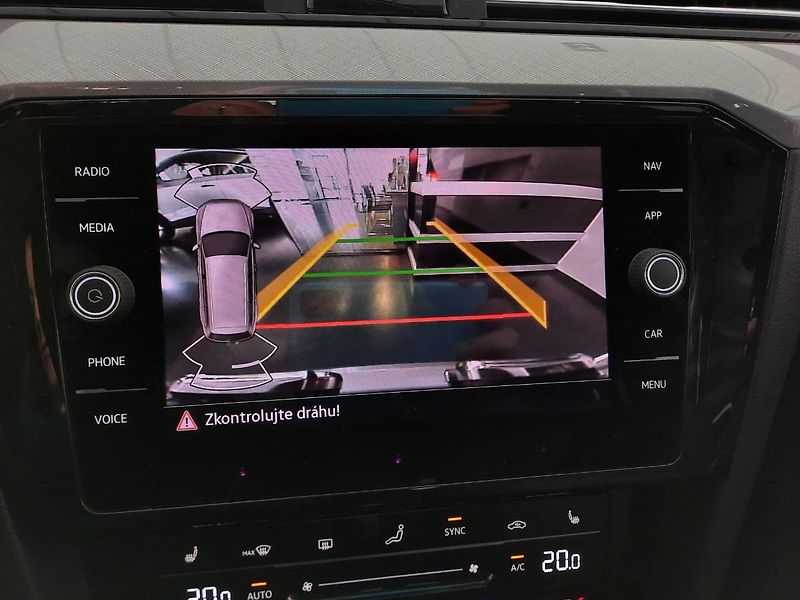 Volkswagen Passat Variant (2021) 2.0 TDI (110kW/150k) DSG, Busi - fotka 20 z 26