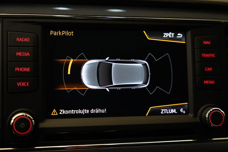 Cupra Leon - fotka 19 z 28
