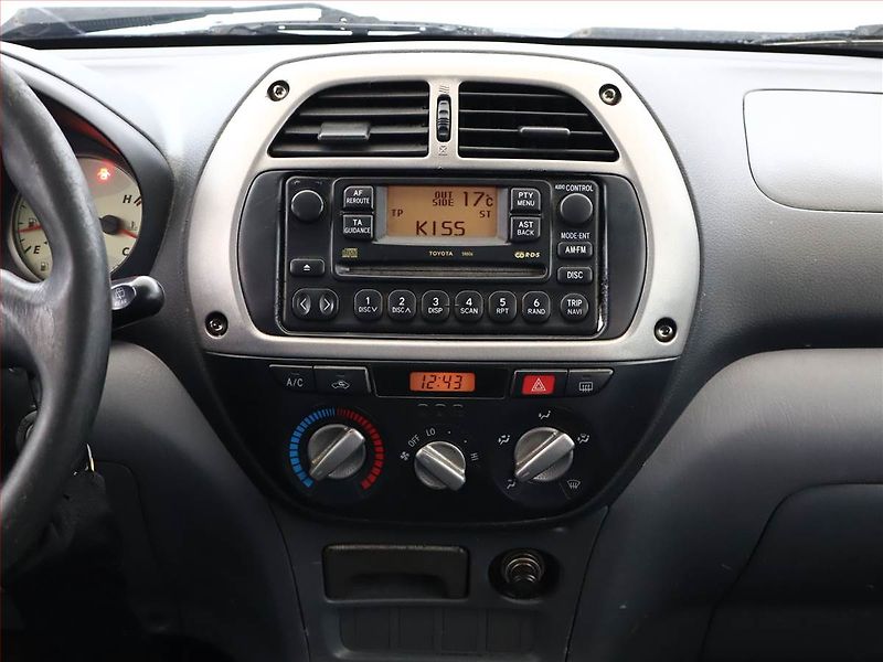 Toyota RAV4 (2003) 2.0 VVT-i , 4X4, levný provoz - fotka 10 z 12