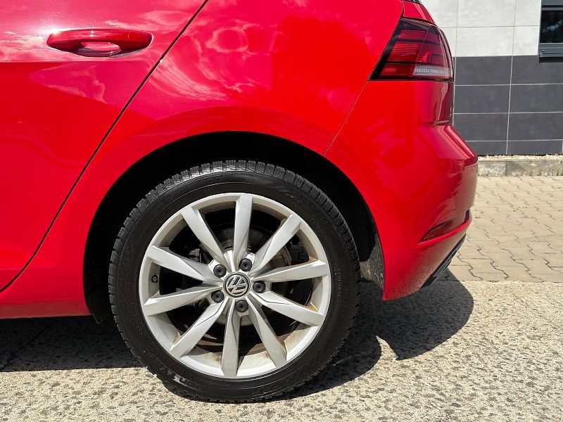 Volkswagen Golf 1.5TSI 110 kW, ČR, 1. MAJ, DPH - fotka 8 z 34