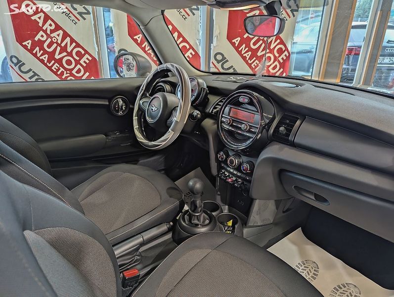 Mini One 1.2 i 75kW VÝHŘEVY, PDC - fotka 10 z 18