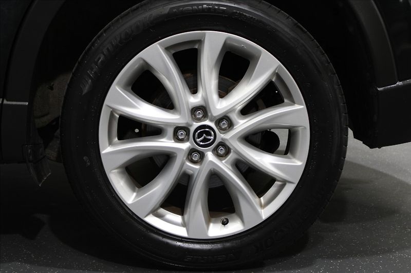 Mazda CX-5 2,0 Skyactiv AWD - fotka 32 z 33
