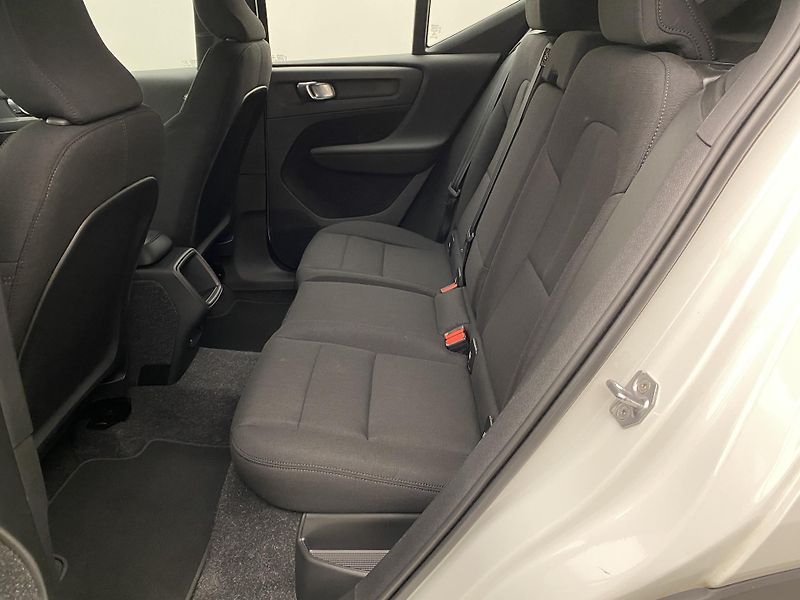 Volvo XC40 T3 KINETIC AUT CZ 1.maj - fotka 5 z 38