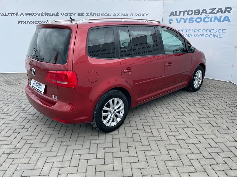 Volkswagen Touran (2014) 2.0TDi 103kW LIFE! Navigace! - fotka 4 z 31