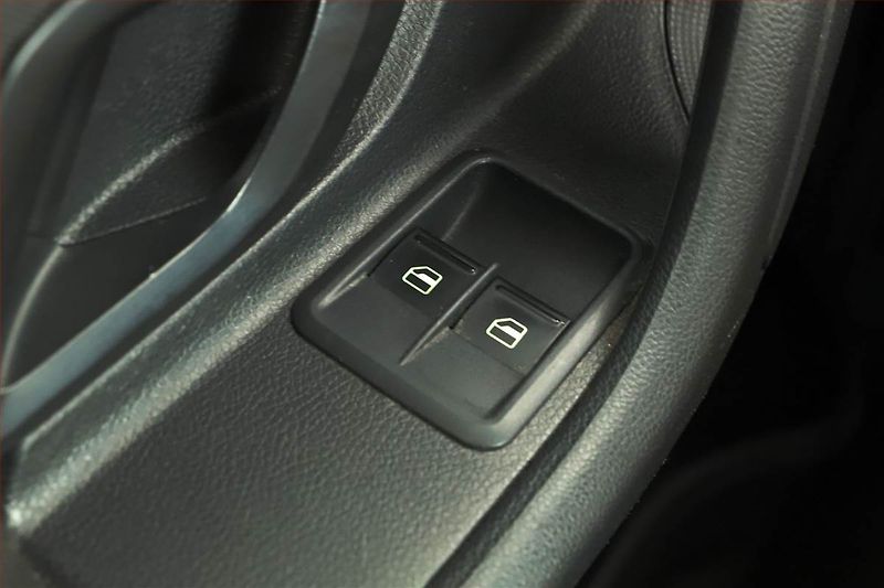 Škoda Fabia (2011) 1.2 TSI, nová STK - fotka 10 z 10