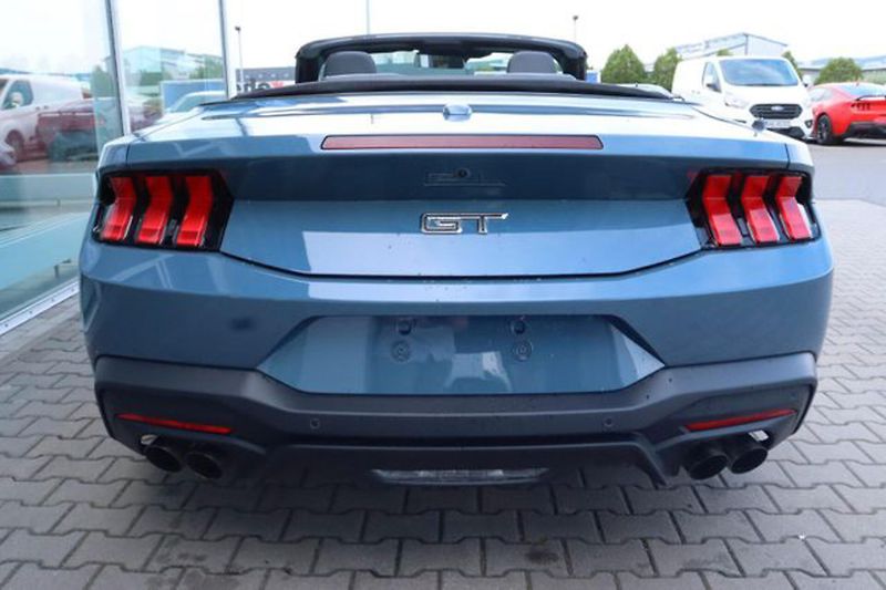 Ford Mustang (2026) 5.0 Convertible MagneRide - fotka 7 z 23