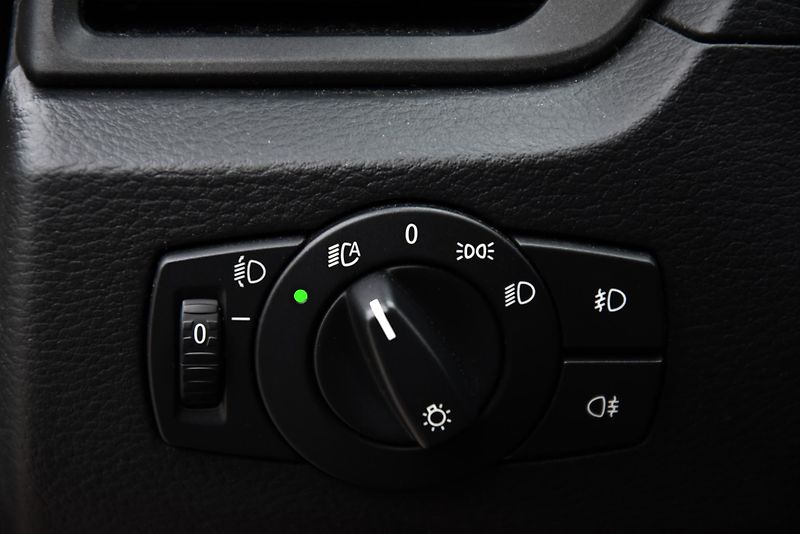 BMW X1 xDrive20d,KŮŽE,NAVI,TEMP,KLIMA - fotka 10 z 50