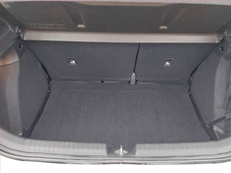 Hyundai i20 (2015) 1.2 - fotka 12 z 13