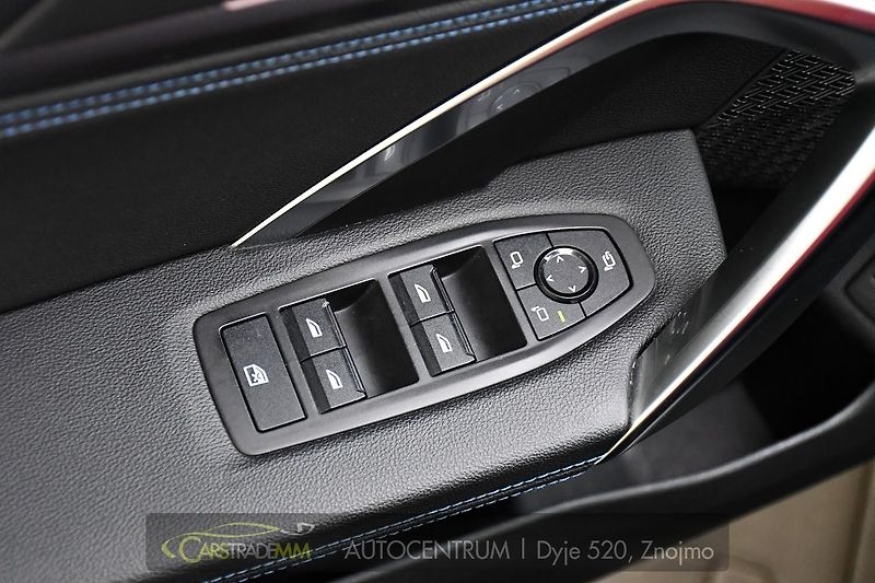 BMW X1 xDrive23d M-SPORT TAŽNÉ ČR - fotka 24 z 58