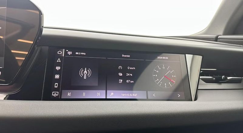 Audi Q6 e-tron Performance 360kam Tažné  - fotka 18 z 22