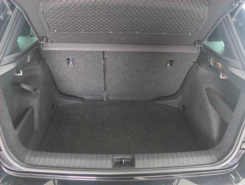 Škoda Kamiq (2024) Monte Carlo 1.5 TSI - fotka 14 z 15