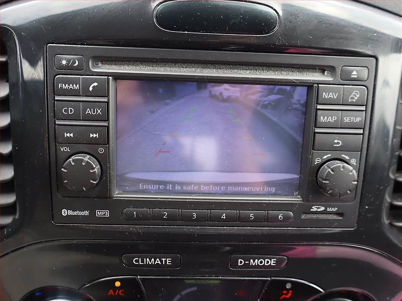 Nissan Juke (2011) 1.6 i, Serv.kniha, Tempomat - fotka 15 z 16
