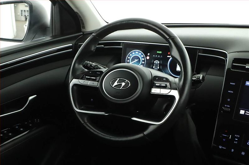 Hyundai Tucson (2021) Smart 1.6 T-GDI 48V MHEV - fotka 14 z 15