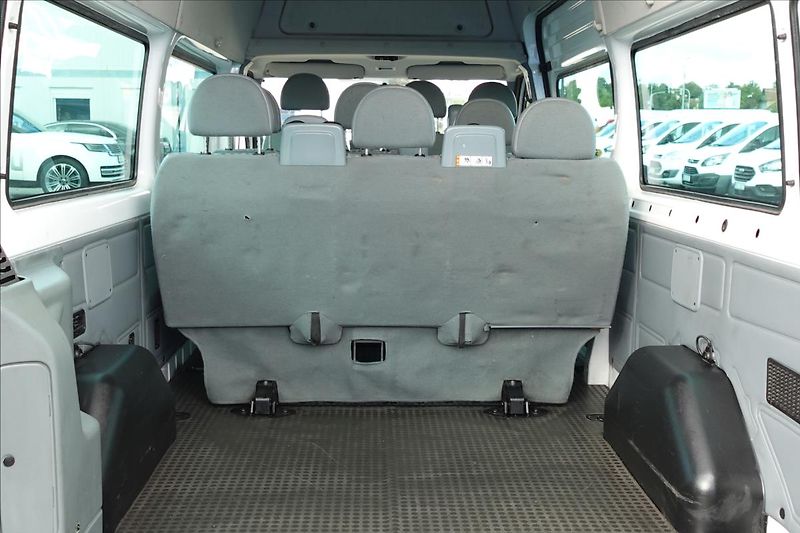 Ford Transit 2,2 TDCI  L3H3 9MÍST KLIMA - fotka 13 z 33