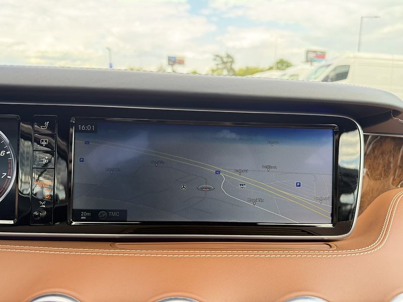Mercedes-Benz Třídy S (2014) 500 4MATIC kupé - fotka 34 z 49