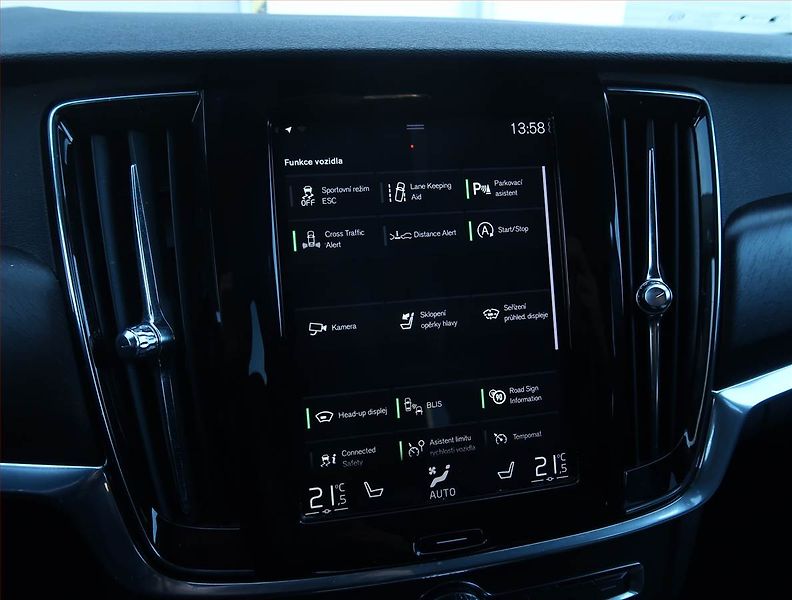Volvo V90 (2019) Cross Country - fotka 21 z 29