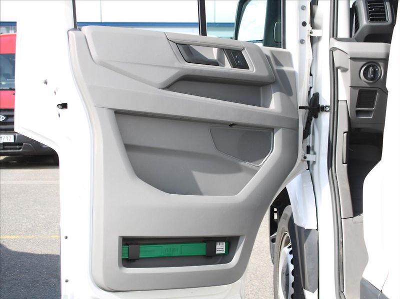 Volkswagen Crafter 2,0 TDi 35 DR 215tkm. Tažné ČR - fotka 10 z 21