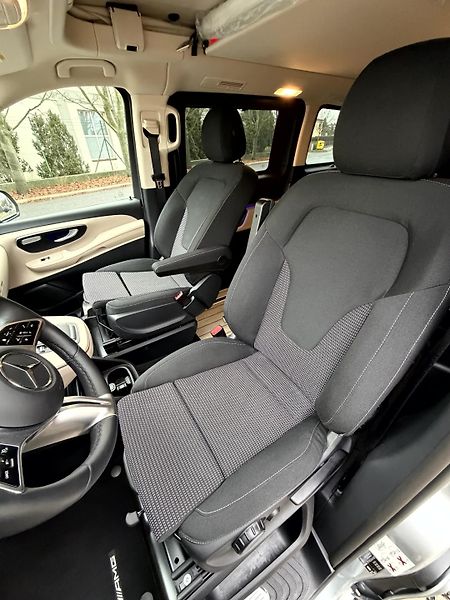Mercedes-Benz Třídy V Marco Polo 300 d 4MATIC - fotka 8 z 24
