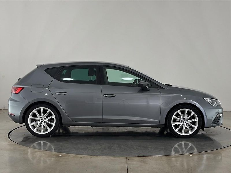 Seat Leon FR - fotka 16 z 27