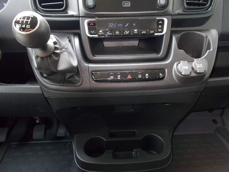 Opel Movano (2026) Van 3500 L3H2 2.2 CDTi 140k 6- - fotka 20 z 31