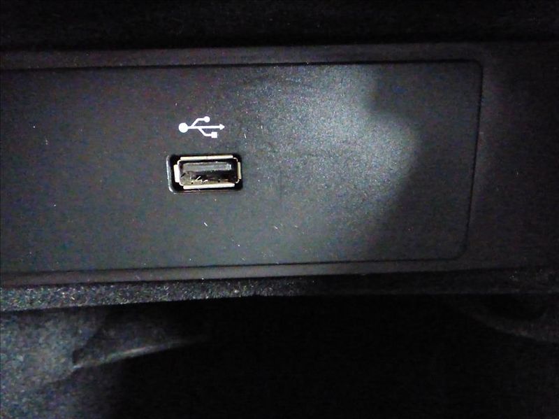 Ford Mondeo 2,0 EcoBlue,140kW,Navi,Keyless - fotka 50 z 58