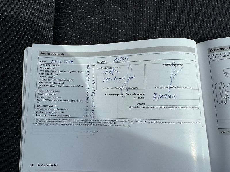 Škoda Rapid (2013) Ambition 1.2 TSI 63kW - fotka 37 z 37