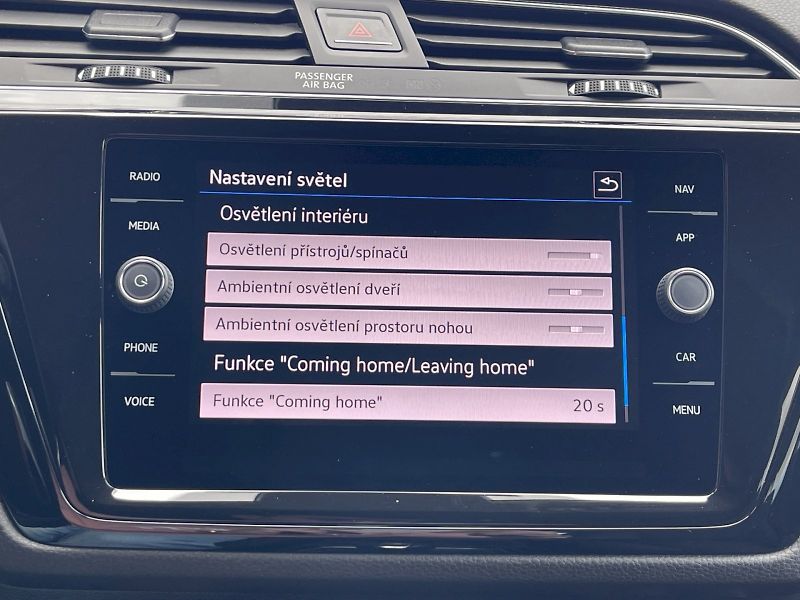 Volkswagen Touran (2022) 1.5 TSI 110 kW DSG Highline 7- - fotka 18 z 34