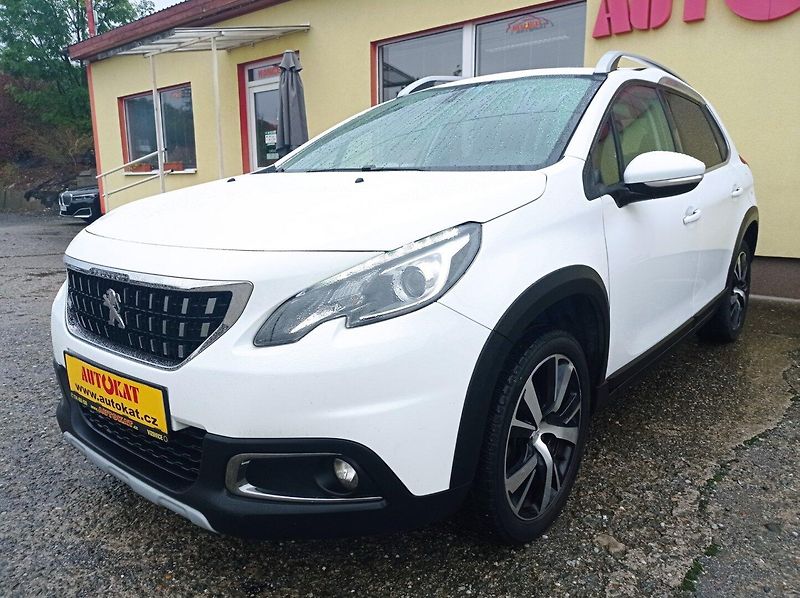 Peugeot 2008 1.5 75kW/Navi/1Maj/TOP - fotka 7 z 40