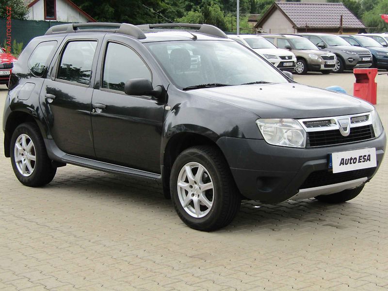 Dacia Duster (2011) 1.6i, ČR - fotka 4 z 16