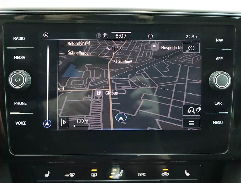 Volkswagen Passat (2021) Elegance 2.0 TDI - fotka 16 z 22