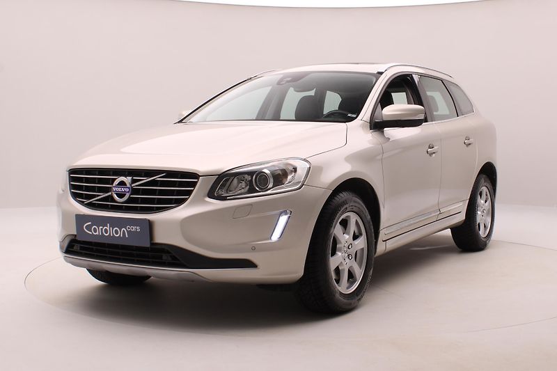 Volvo XC60 D4 AWD SUMMUM AUT  - fotografie inzerátu