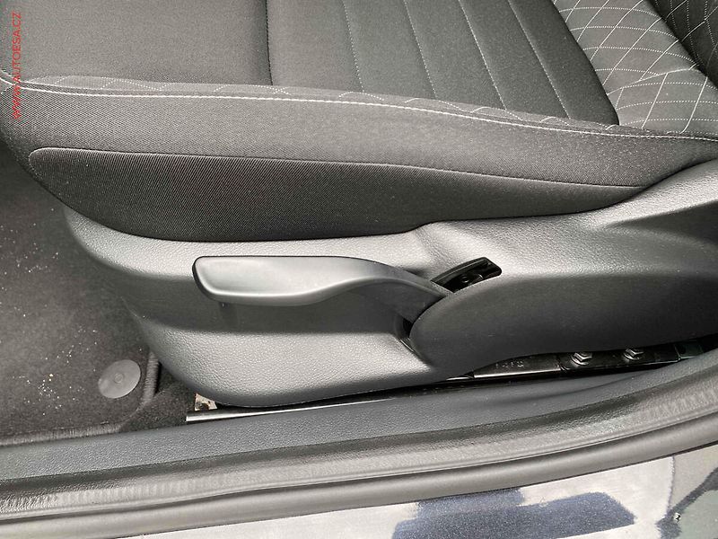 Škoda Fabia (2016) 1.2 TSi, Style, výhřev sed - fotka 14 z 16