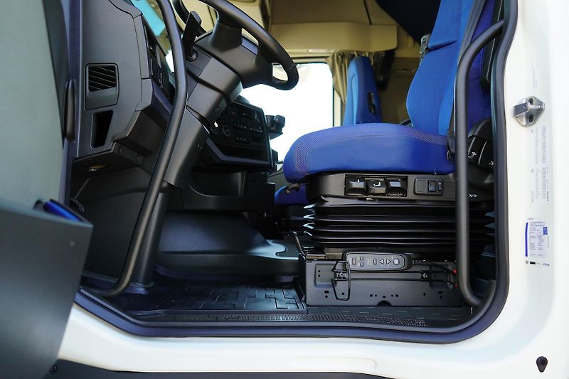 Volvo FH (2025) AREO / 460 / I – SAVE / LOW DE - fotka 39 z 52