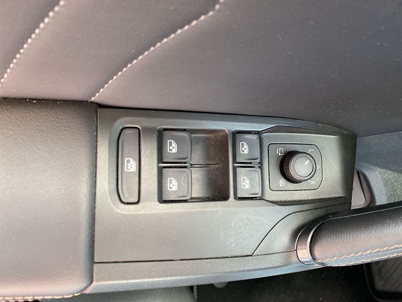 Cupra Formentor (2024) 2,0 TSI 4Drive DSG - fotka 17 z 37