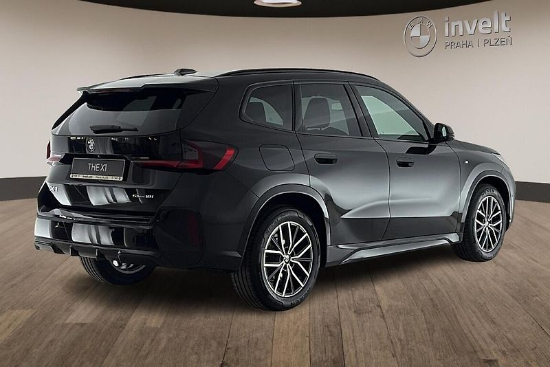 BMW X1 sDrive18i - fotka 3 z 17