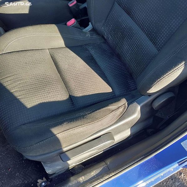 Hyundai ix20 KUP CZ,KRÁSNÁ,CENA,SERVISKA - fotka 18 z 24