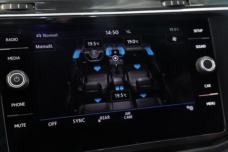 Volkswagen Tiguan - fotka 19 z 35