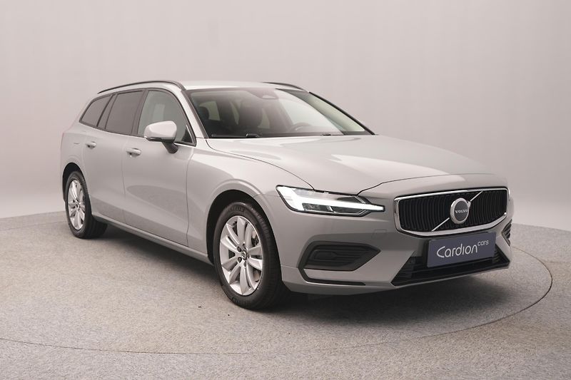Volvo V60 (2026) B4 AUT CORE - fotka 15 z 22